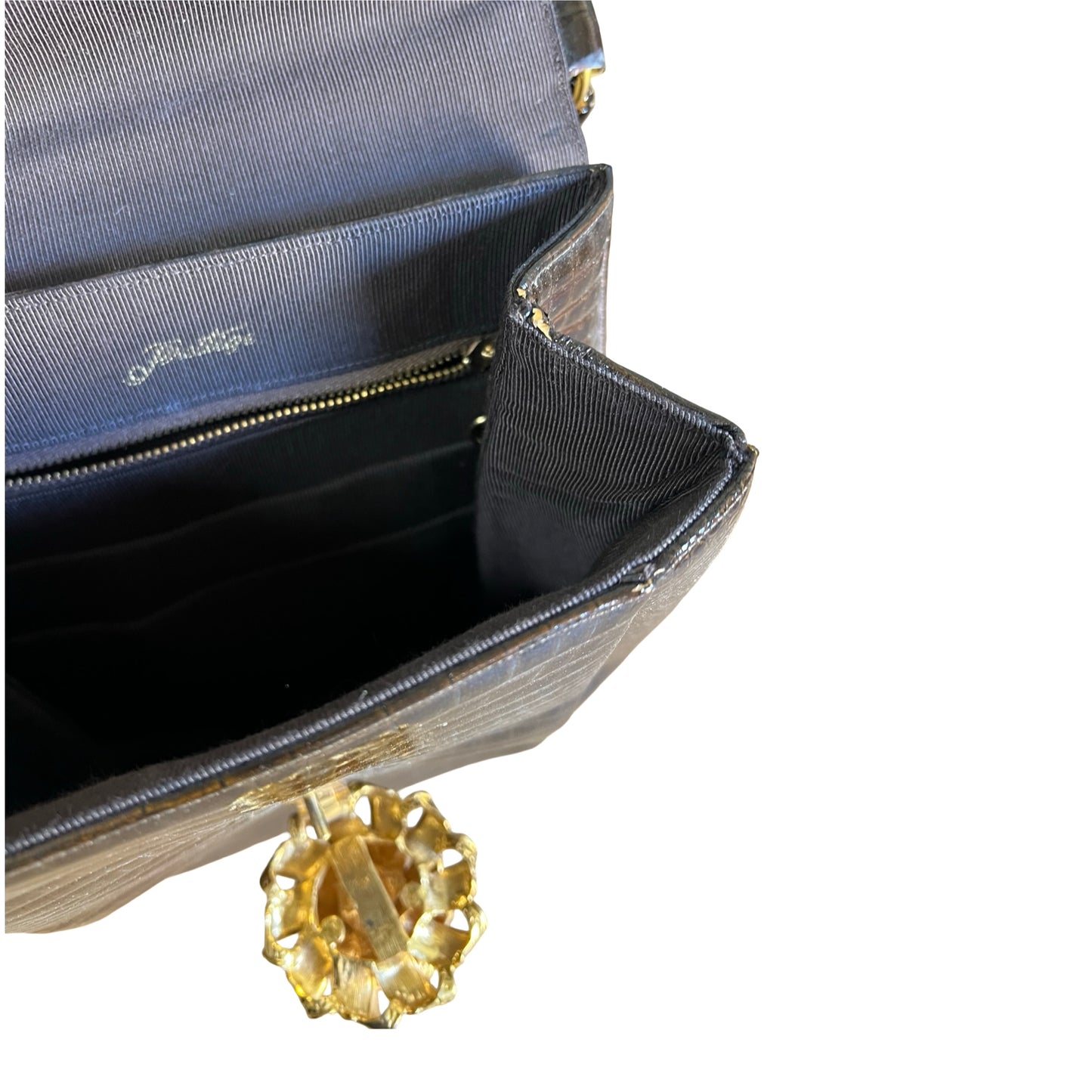 Vintage 1950’s Embossed Patent Leather Purse w/ Gold Brooch Closure