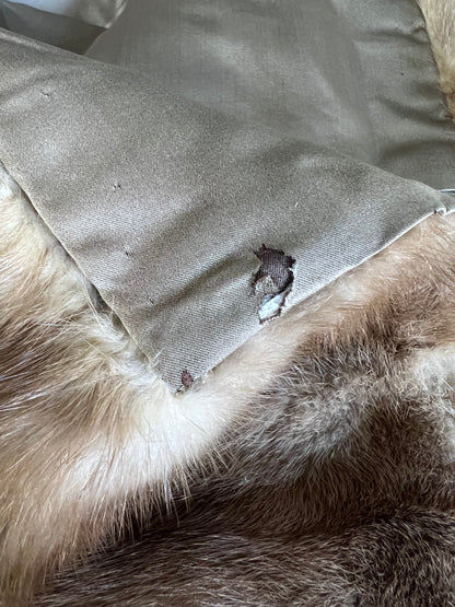 Vintage Hinshaw’s Arcadia Oversized Fur Stole