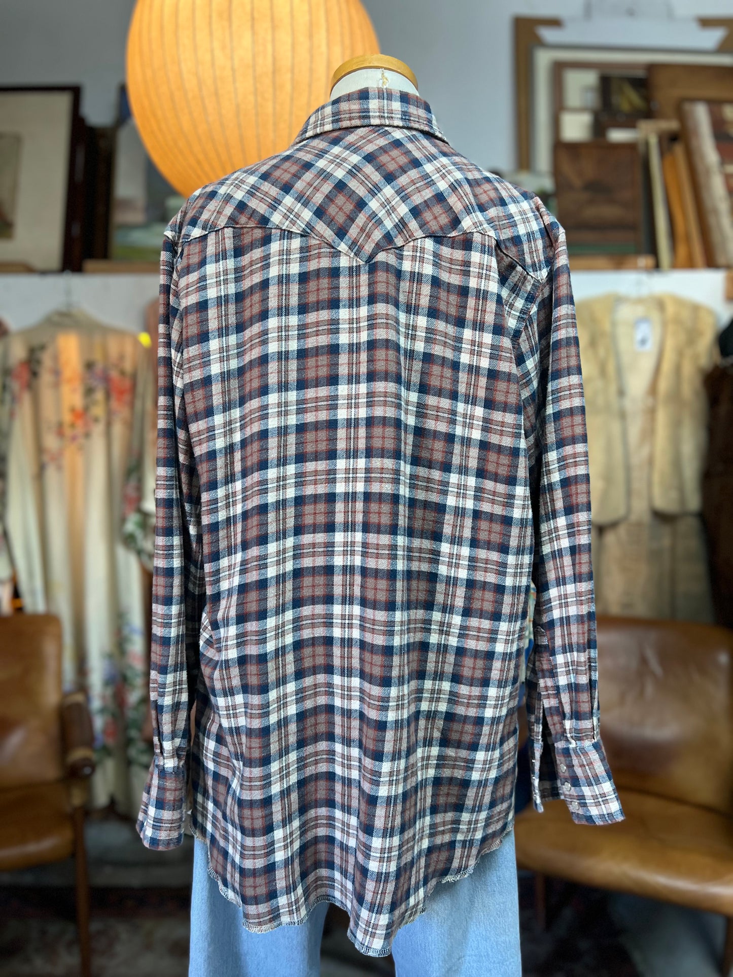 Vintage Oversized Wrangler Pearl Snap Flannel