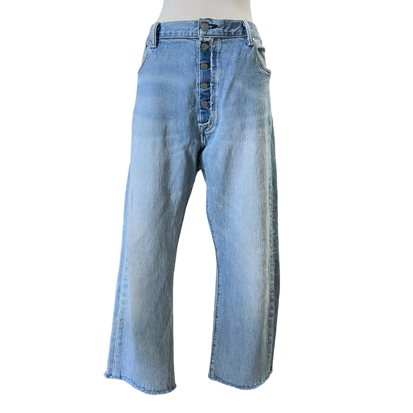 Vintage Distressed Levi’s 501 Raw Hem 38X25