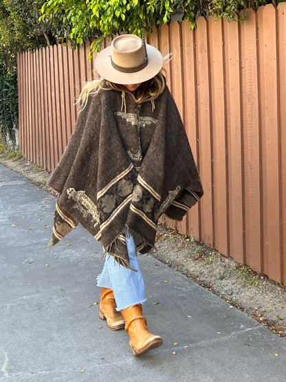 Rare Vintage 1960’s Guatemalan Quetzal Bird Handmade Wool Poncho O/S