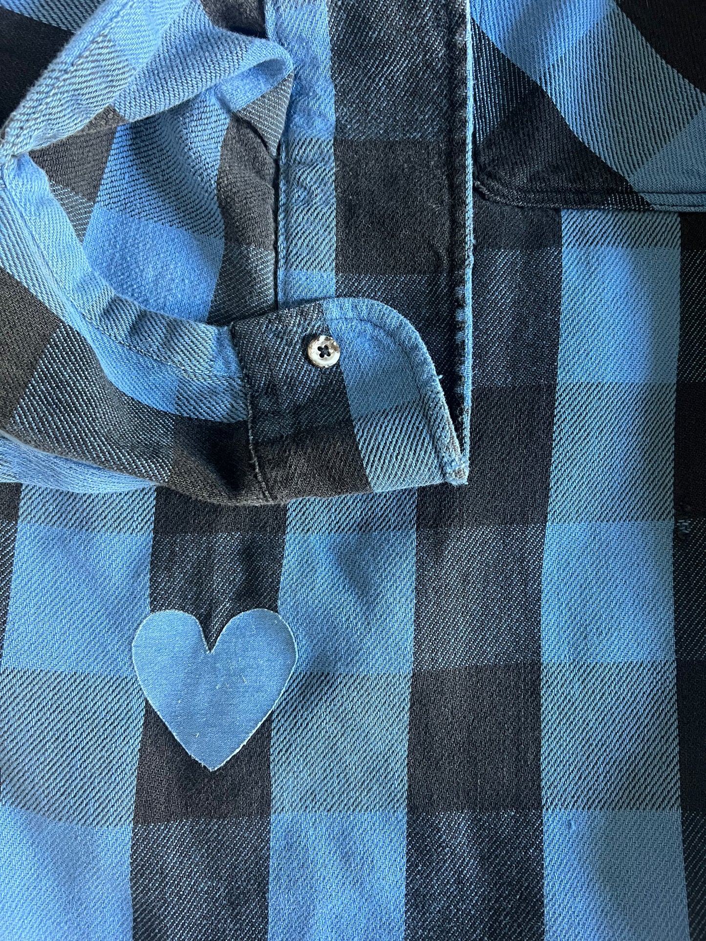 Vintage 90’s Carhartt Buffalo Plaid Oversized Flannel Heart Patch XXL