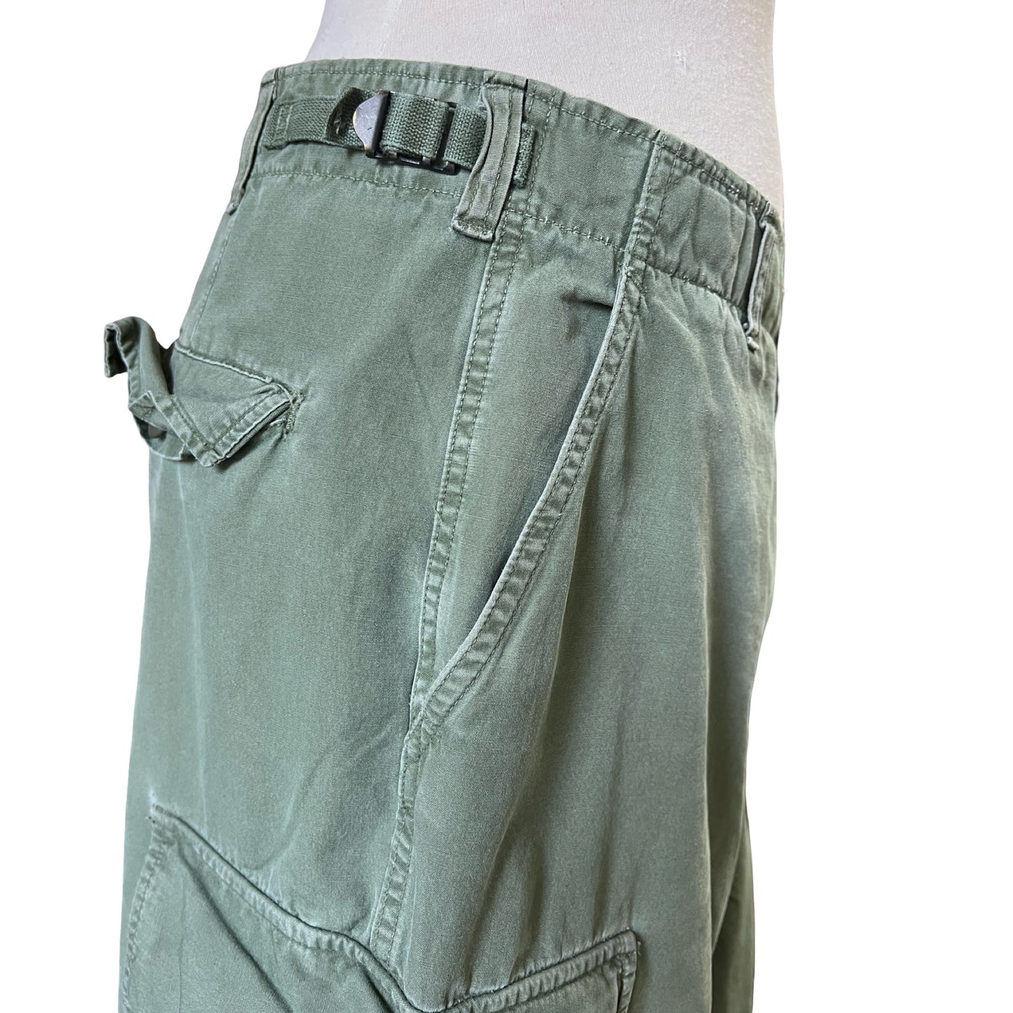 Vintage 60’s OG 107 Jungle Army Cargo Pants 38X27