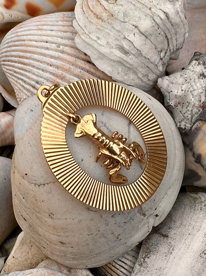 RARE Vintage 14K Articulated Lobster in Engine Turned Frame Pendant