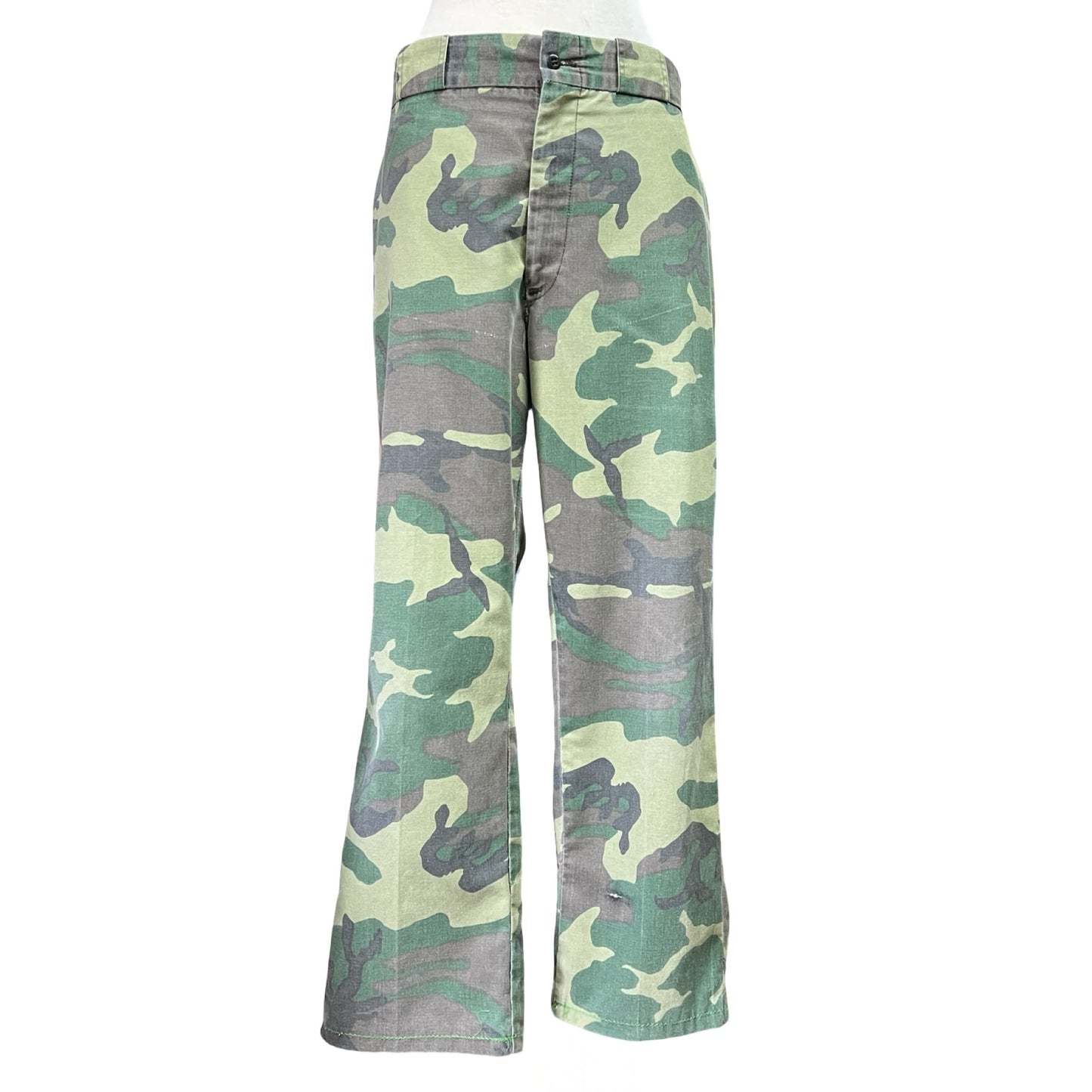 Vintage 80’s Faded & Distressed Cabela’s Camo Hunting Pants