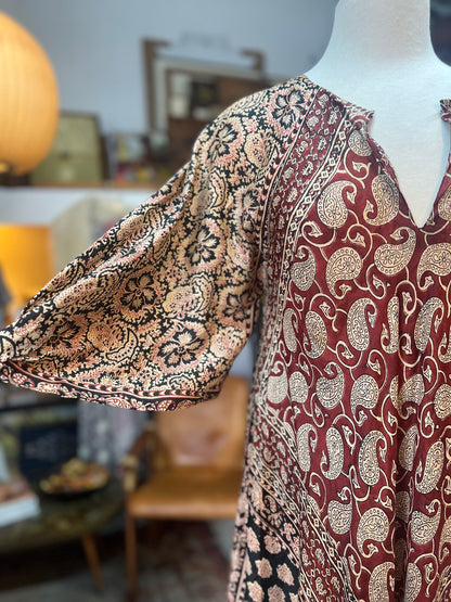 Very Rare Collectible India Imports of Rhode Island 70’s Silk Block Print Dress