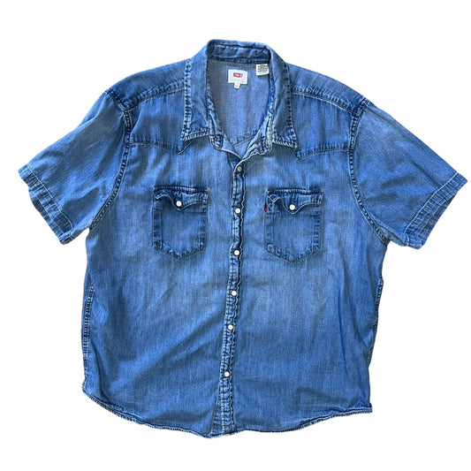 Vintage Oversized Levi’s Short Sleeve Denim Pearl Snap Front Shirt XXL