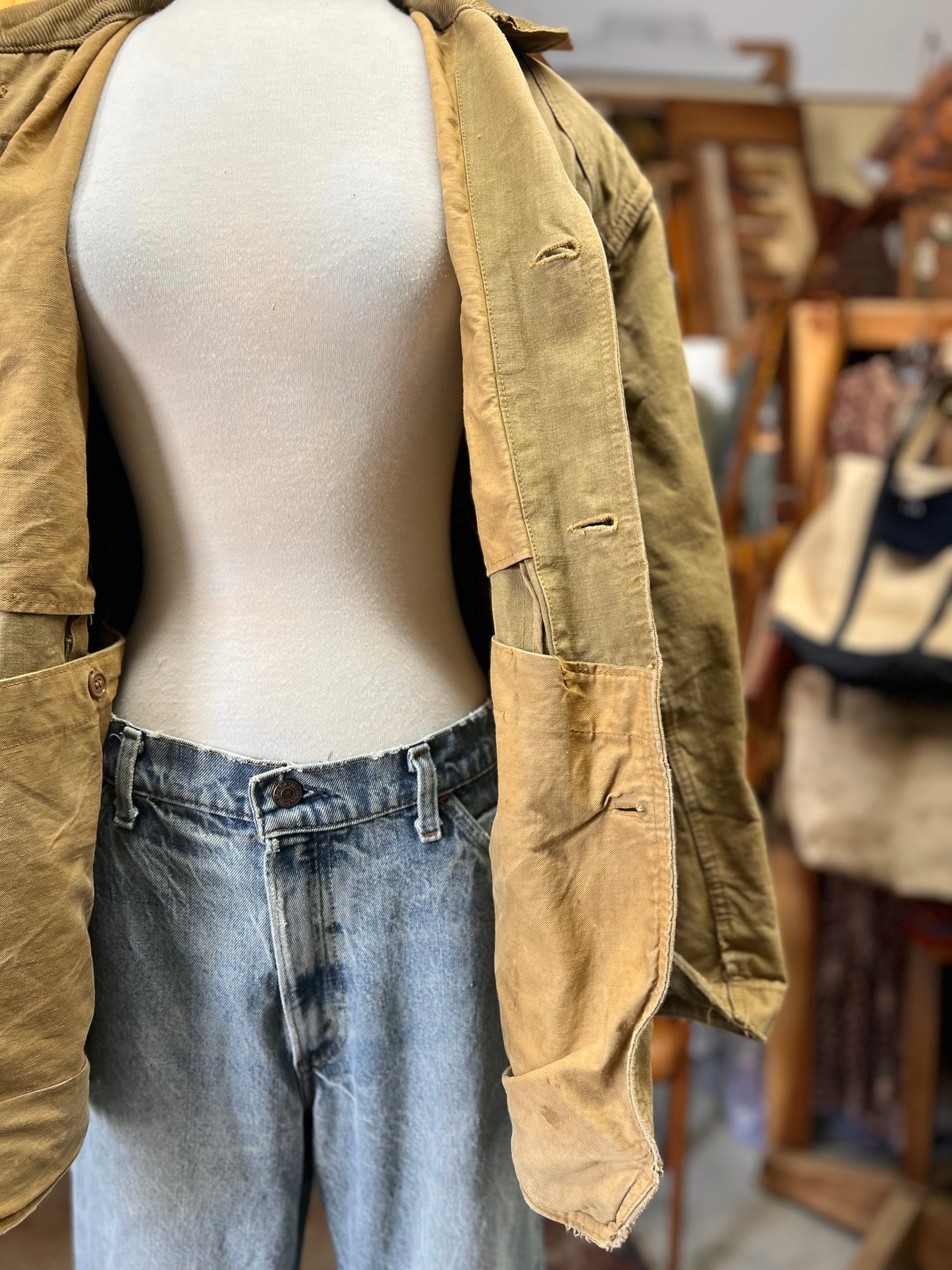Vintage 1950’s Duxbak Hunting Jacket Heavily Distressed XL