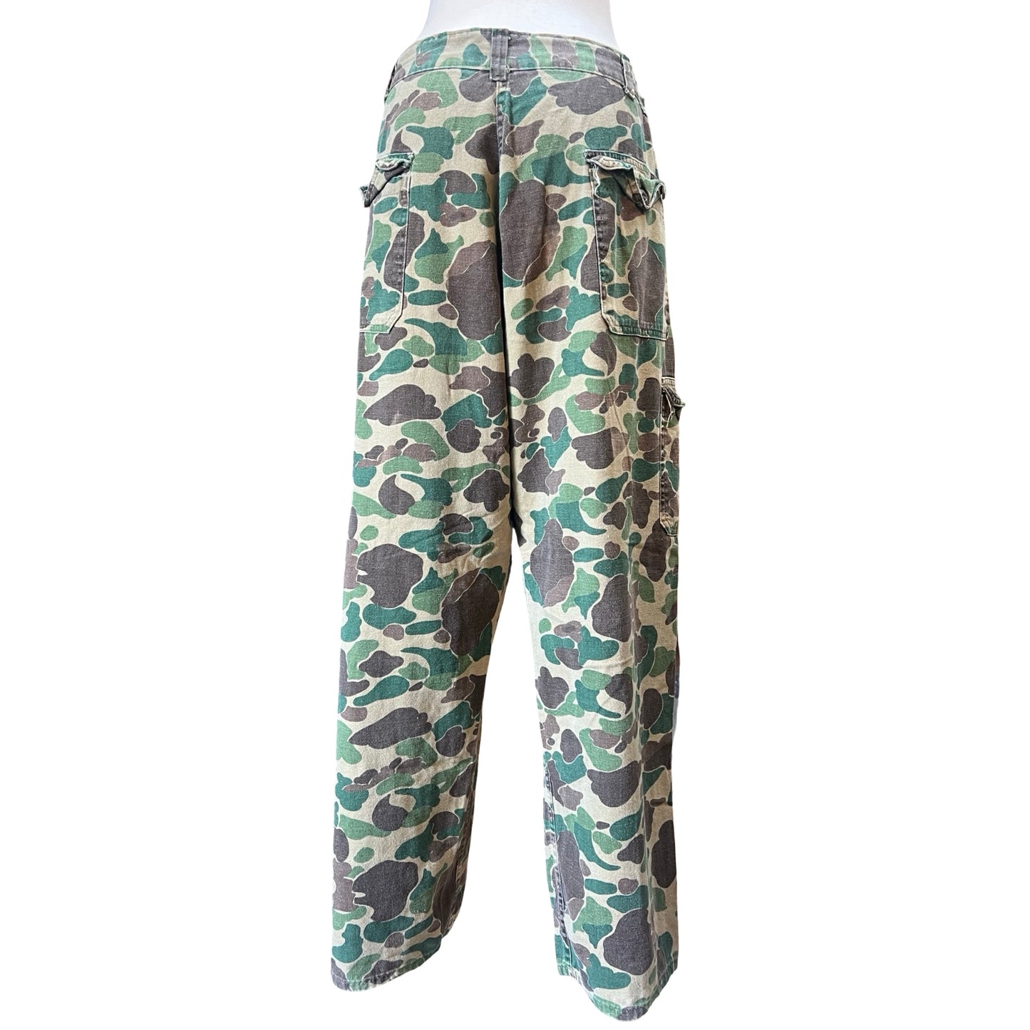 Vintage Distressed Frog Skin Camouflage Cargo Pants XL