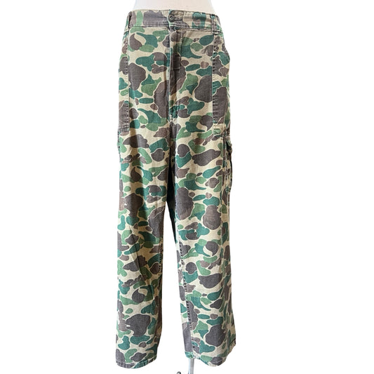 Vintage Distressed Frog Skin Camouflage Cargo Pants XL