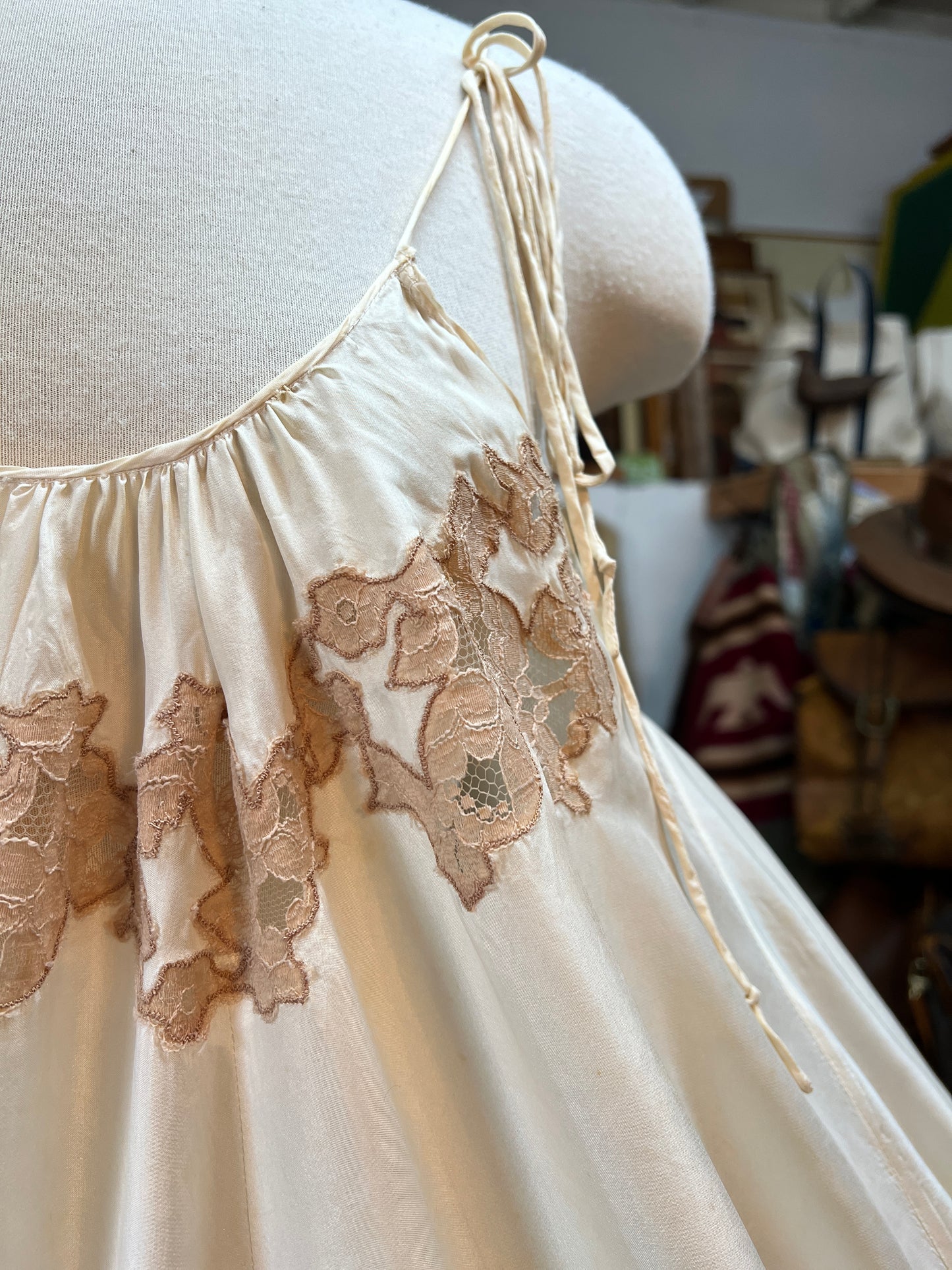 Rare Collectible Vintage 1970’s Silk 8-Panel Janet Reger London Ethereal Maxi Dressing Gown Lace Trim