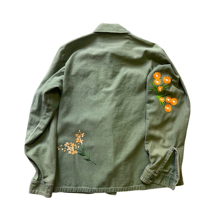 Vintage Army Shirt Jacket Worn Faded Embroidered Flower Patches