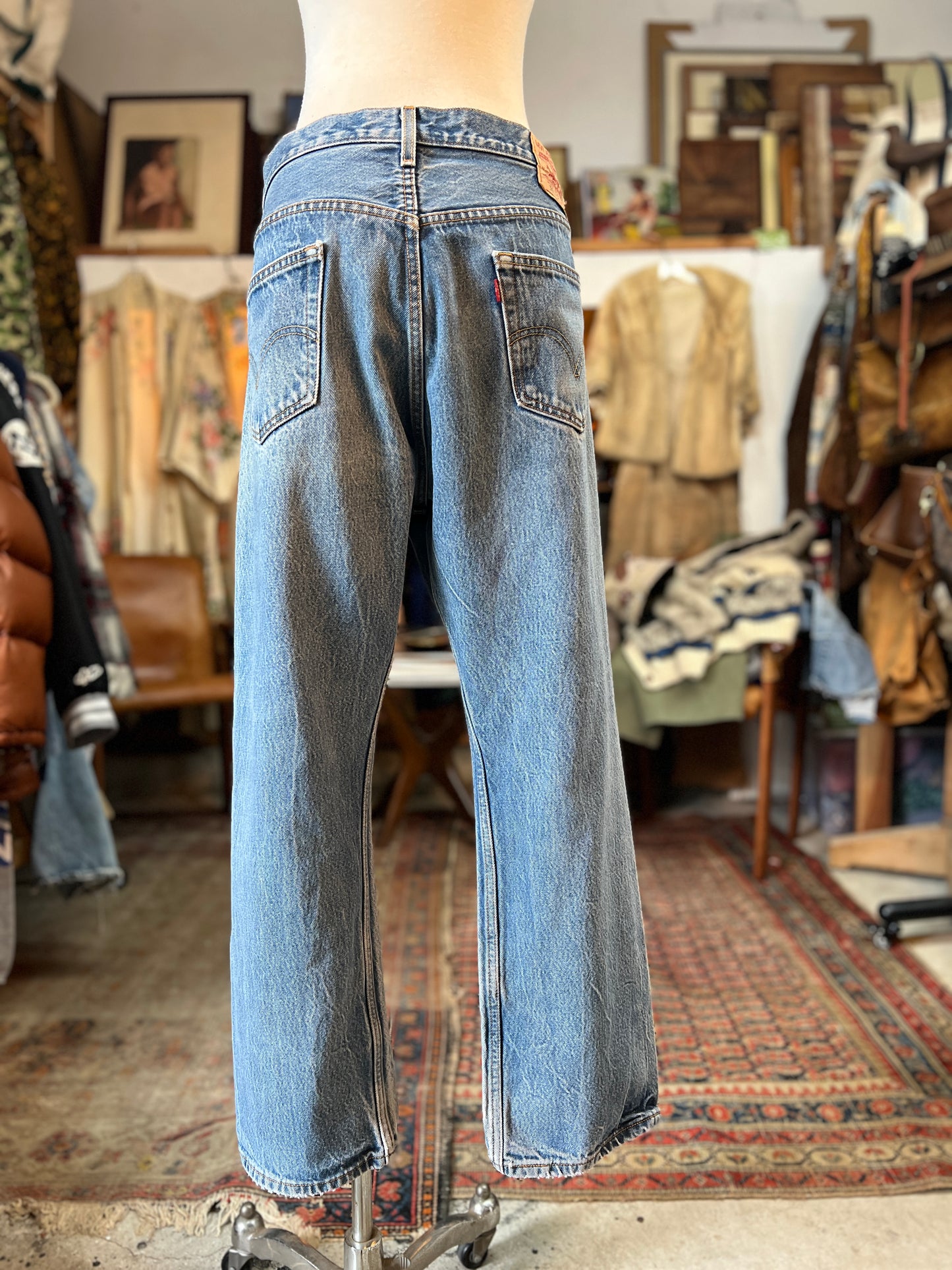 Vintage Levi’s 501 Worn to Perfection 36 x 27