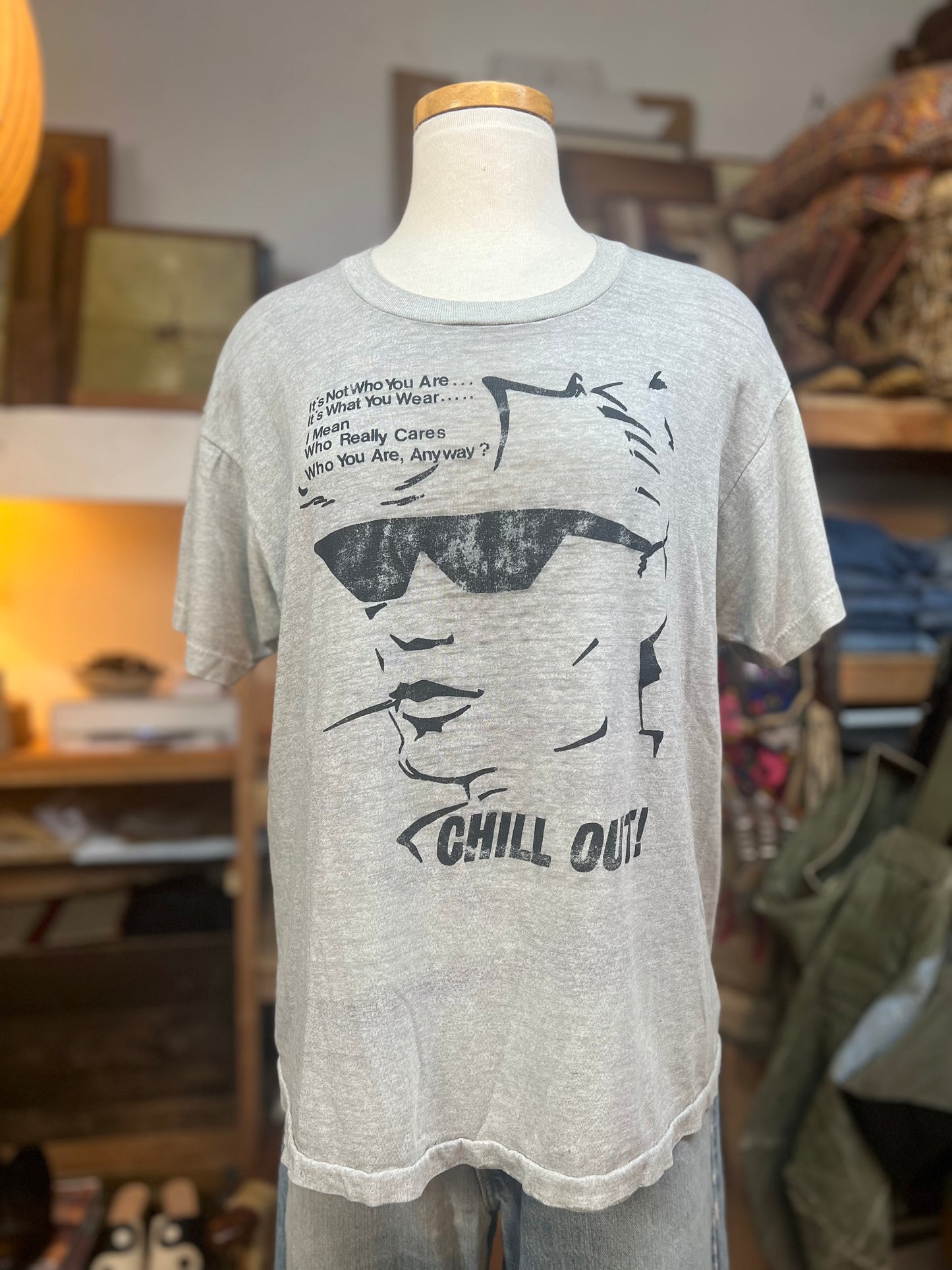 Vintage 80’s Original Distressed Chill Out T-Shirt Soft & Worn L/XL