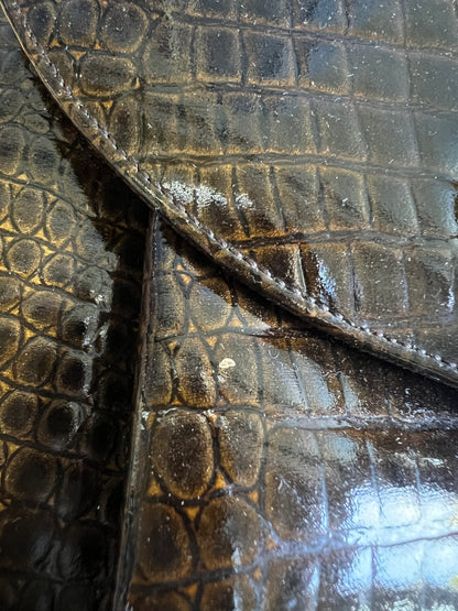 Vintage 1950’s Embossed Patent Leather Purse w/ Gold Brooch Closure