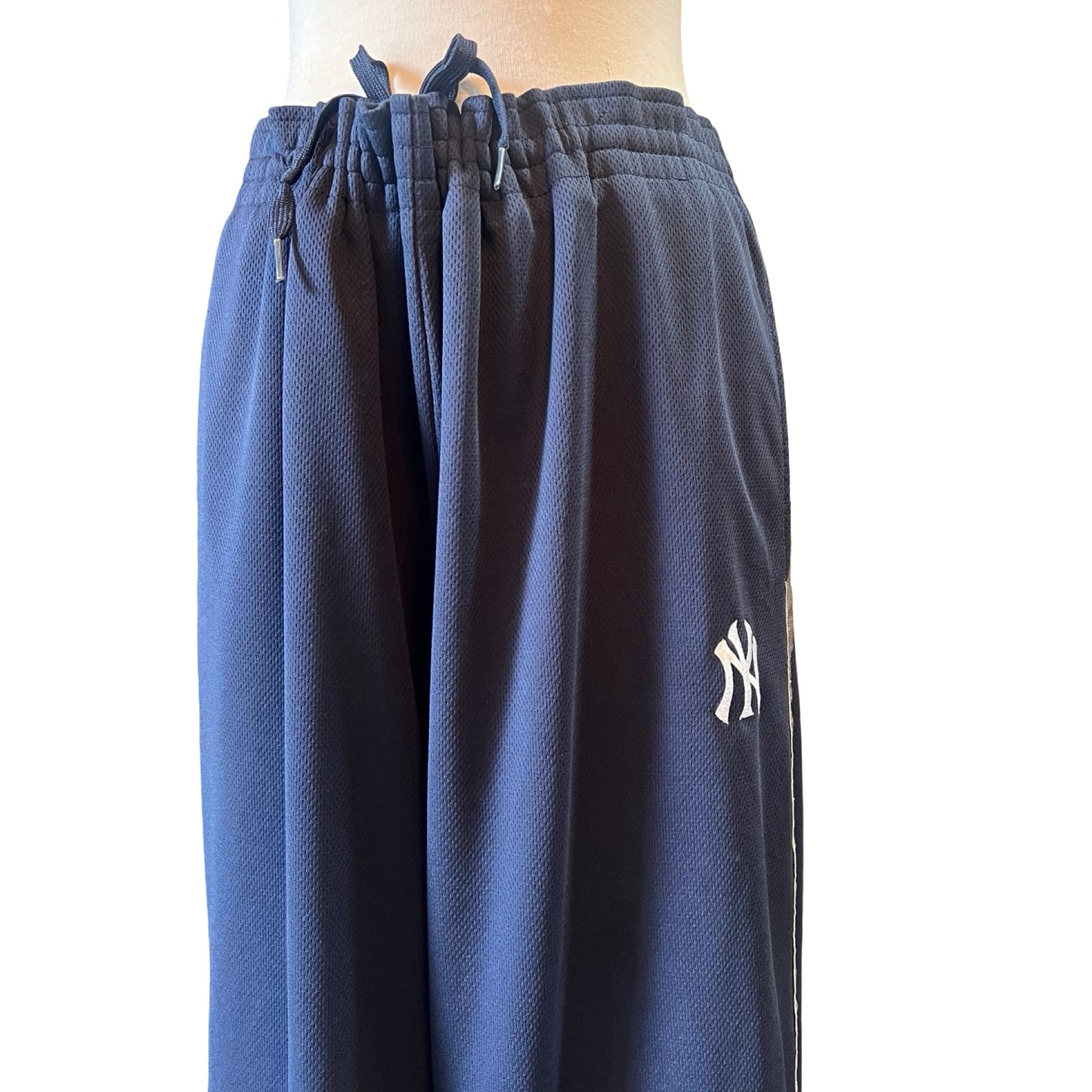 Super Rare Vintage 80’s/90’s New York Yankees MLB True Fan Track Pants Metallic Stripe XXL