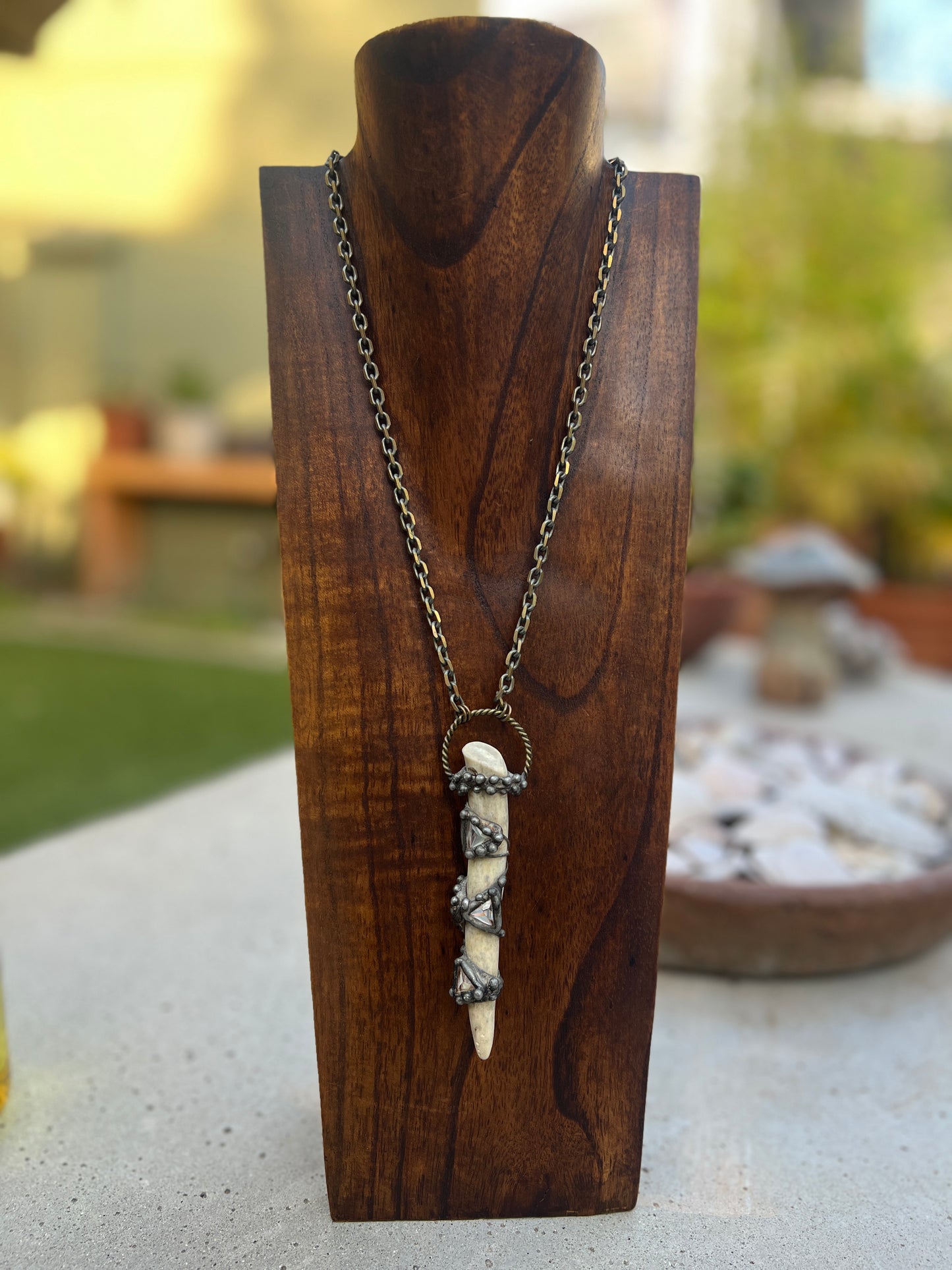 RARE Signed Mikal Winn 2014 Crystal Antler Brutalist Statement Necklace
