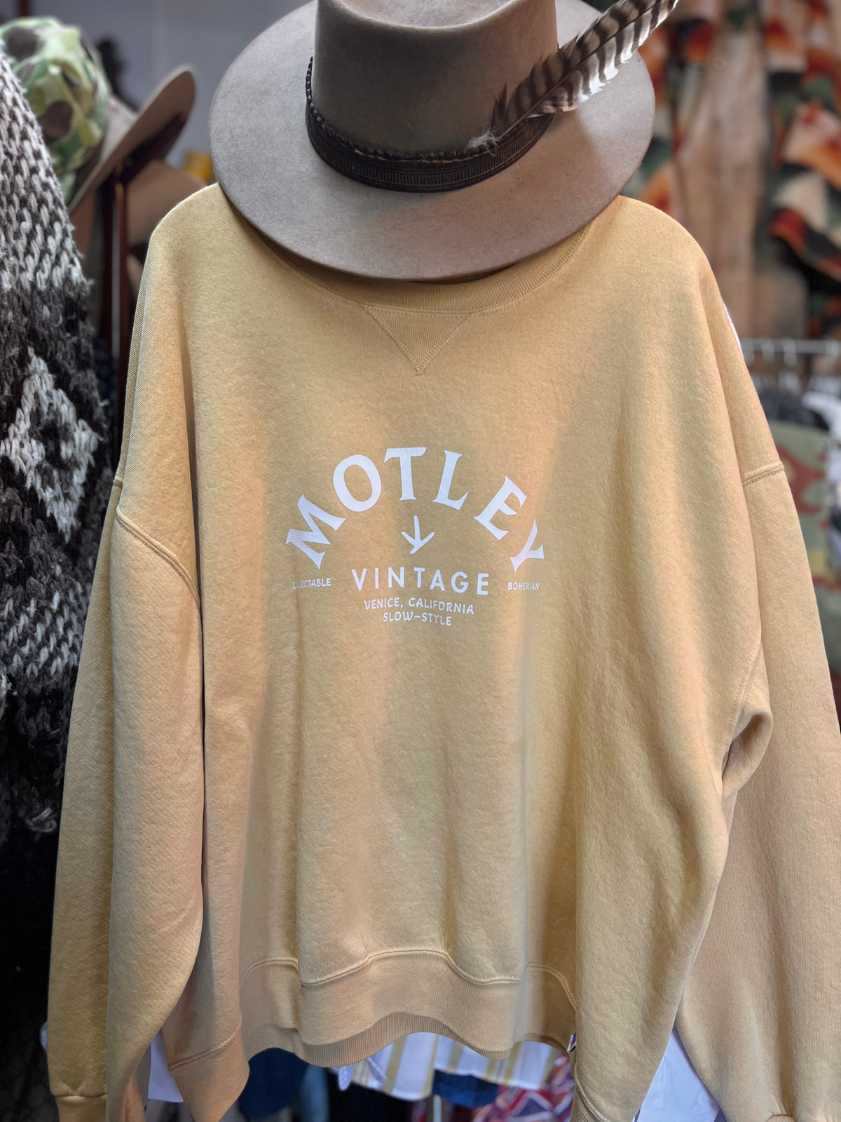 Vintage 90’s Oversized Distressed Butter Yellow Crewneck Sweatshirt w/ MV Logo #28