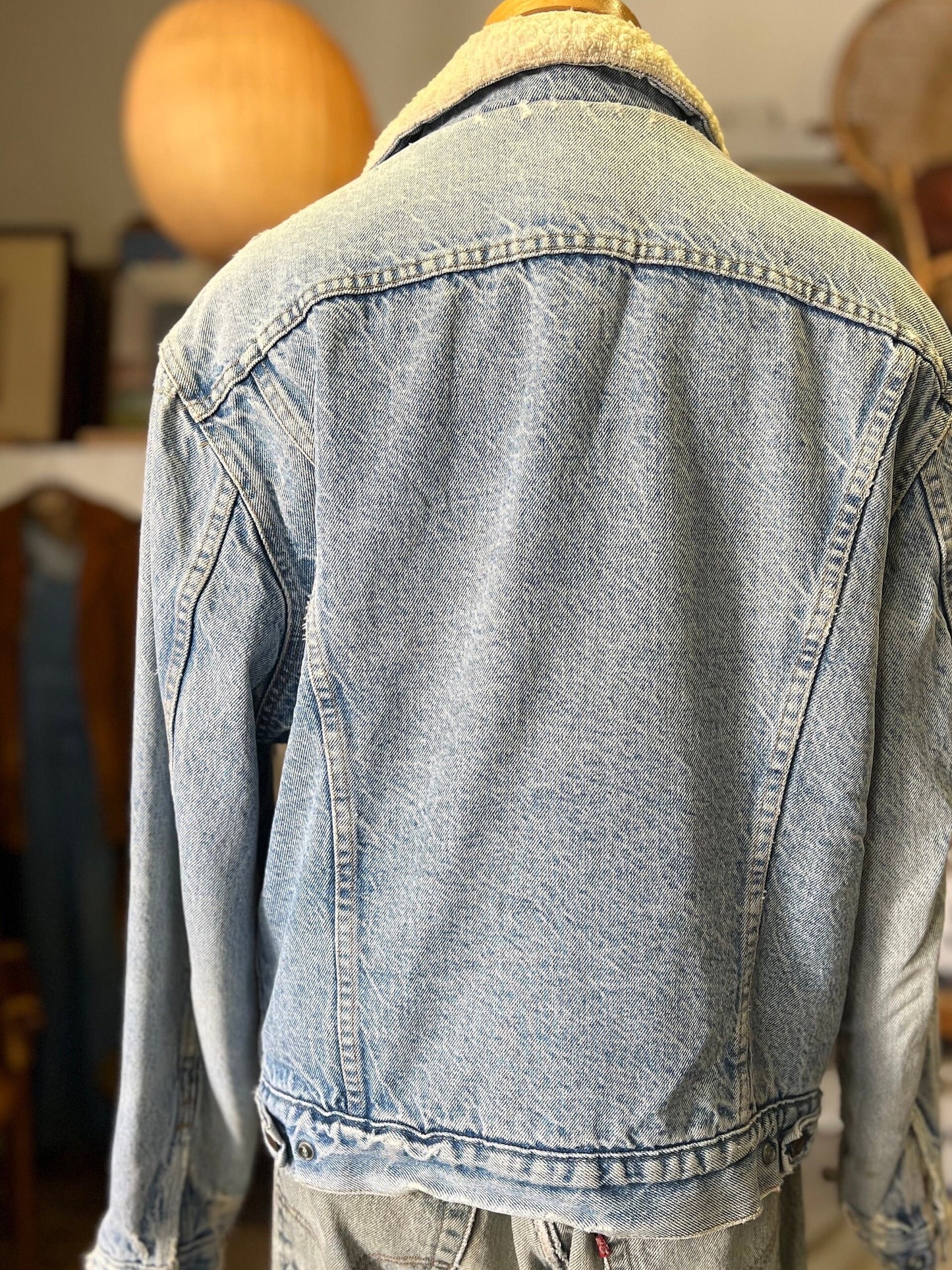 Vintage Levi’s Denim Sherpa Jacket 44