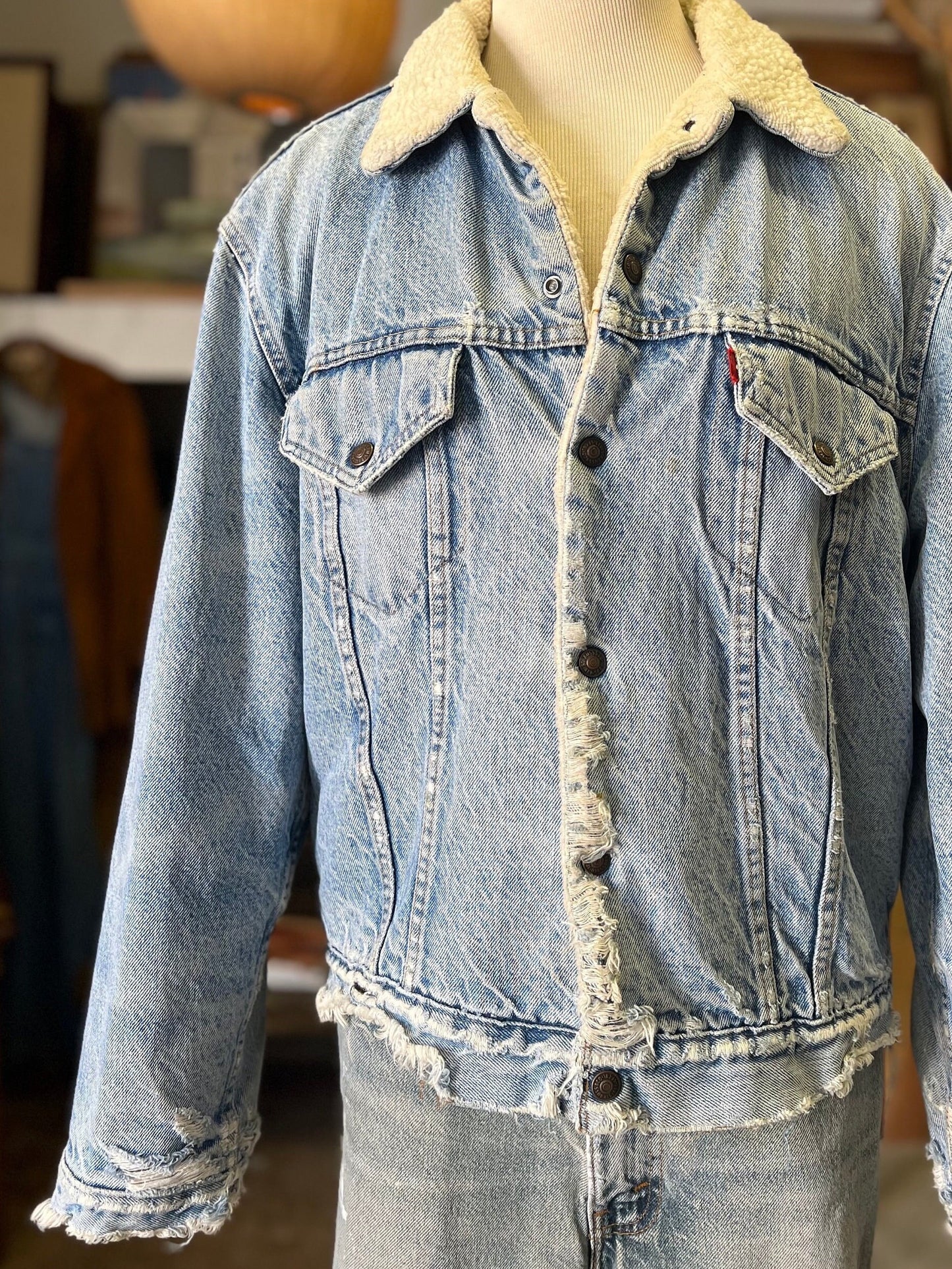 Vintage Levi’s Denim Sherpa Jacket 44