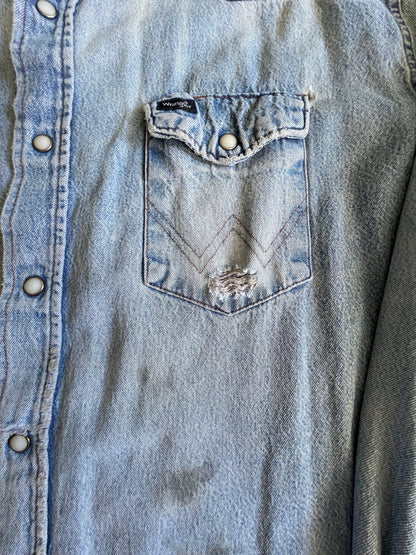 Vintage Faded Distressed Wrangler Denim Pearl Snap Front Shirt Ombré XL