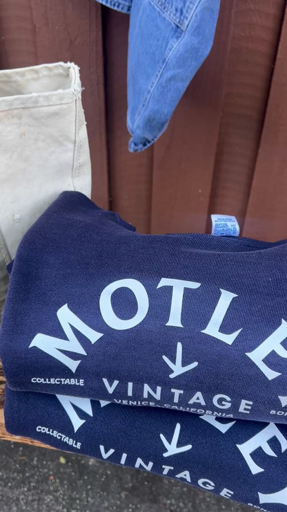 Vintage Oversized Distressed Honors Sweatshirt w/ MV Logo XXL #33