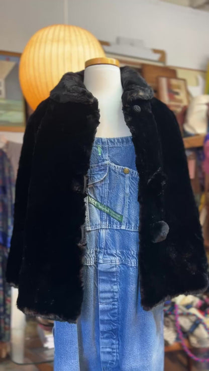 Stunning Vintage 1950’s Mid Century Shawl Collar Fur Opera Cape