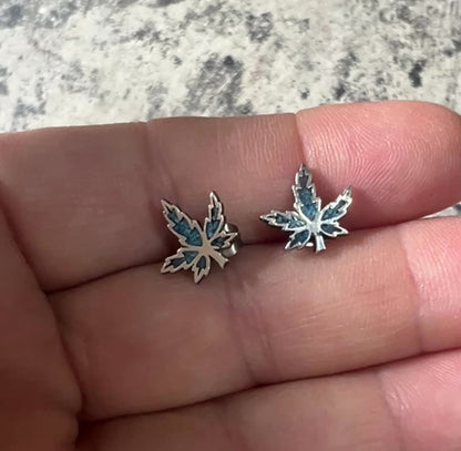 Vintage 70’s Sterling Silver & Turquoise Weed Leaf Studs